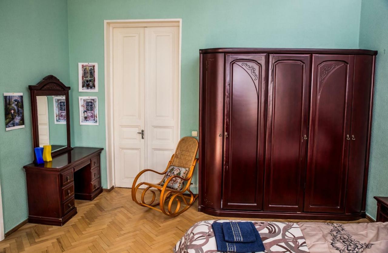 Gold District Apartment Tbilisi Ngoại thất bức ảnh