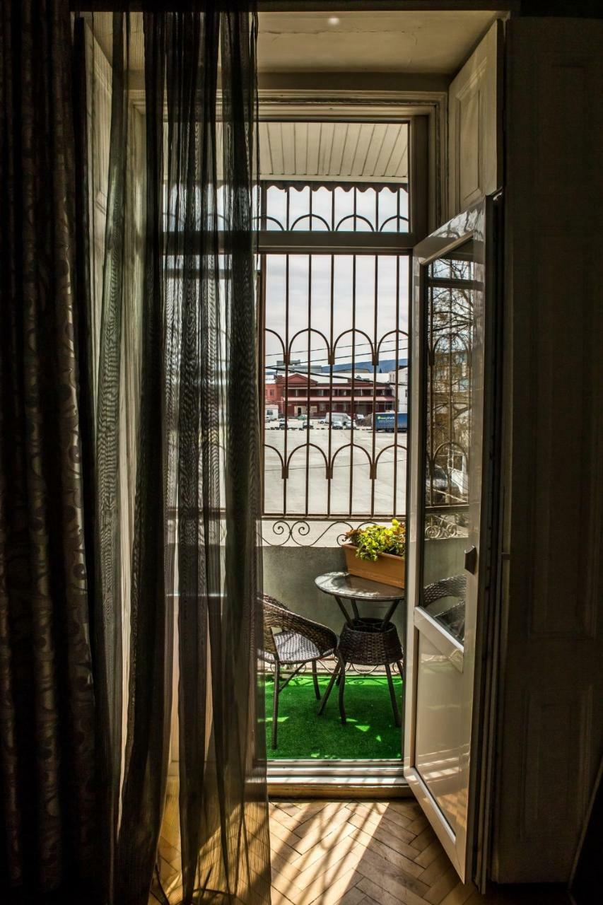 Gold District Apartment Tbilisi Ngoại thất bức ảnh